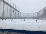 雪が…