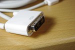 100620_3 Apple DVI to ADC Adapter