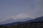 13コーナー内側から富士山