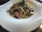 クリームパスタ