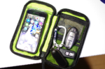 7ITA Happiness Smile 3 Smartphone Pouch/中に入れてみた